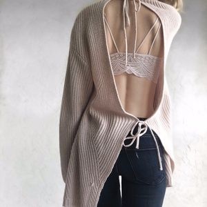 TOBI Open Back Cream Sweater Size Large